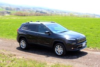【ジープ チェロキー 新型発表】米国でも販売好調、大変化遂げたミドルクラスSUV 画像