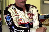 NASCARドライバーの死でレース運営に疑問 画像