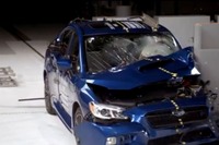 スバル WRX 新型、米IIHSの衝突テストで最高評価［動画］ 画像