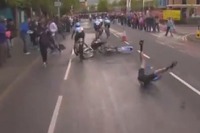 【ジロ・デ・イタリア14】最高に過酷な戦いの幕開け、ダニエル・マーティン落車の瞬間も…ステージ1 ハイライト 画像