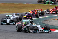 【F1 スペインGP】ハミルトン、ロズベルグを僅差で破り4連勝...可夢偉はリタイア 画像