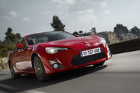 トヨタ 86、欧州で2015年型…サスペンションを再チューニング 画像