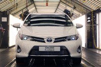 英トヨタ、ハイブリッド車の累計販売が10万台…14年で達成 画像