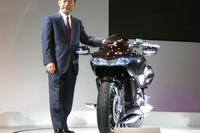 【東京モーターショー05】自由な発想でバイクを創造---ホンダ福井社長 画像