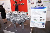 【人とくるまのテクノロジー展14】日野の大型車用の12段自動手動変速機、扱いやすさと低燃費訴求 画像