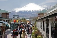 夏物がもうプライスダウン！全国のプレミアムアウトレットに急げ！ 画像