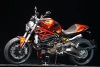 ドゥカティ×モンハンのコラボバイク登場!…「リオレウスにまたがっている気分に」 画像