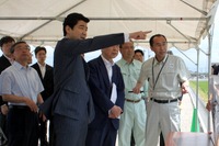 野上国交副大臣が東海・北陸間の交通課題検討会の現地視察に参加 画像