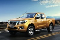日産、新型ピックアップトラック NP300ナバラ を世界初公開…約11%の燃費向上 画像