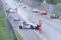 【ルマン24時間 2014】豪雨で3台絡むクラッシュ発生…アウディ3号車がリタイア［動画］ 画像