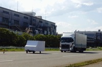 【池原照雄の単眼複眼】トップメーカー日野がリードする大型車の安全装備普及 画像