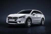プジョー 508 のHVクロスオーバー、508 RXH…初の大幅改良、フロント中心に刷新 画像