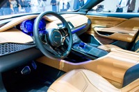 【ジャガー C-X17 コンセプト 公開】インテリアはテクノロジーとクラフトマンシップの融合 画像