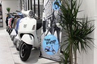 ベスパは「相棒的な感覚のスクーター」…スクーター・イタリアーノ 原宿 画像