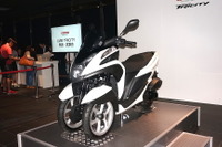 【ヤマハ トリシティ 発表】柳社長、日本では「若者をターゲットに」 画像