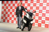 【ヤマハ トリシティ 発表】柳社長、3輪バイクを2017年までに3~4機種投入へ 画像