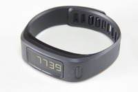 【Garmin vivofit インプレ前編】プロ志向のフィットネスブランドがライフログに「本気」 画像