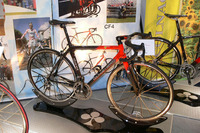 【東京国際自転車展05】フェラーリモデルはなんと98万円 画像