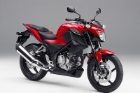 ホンダ、新型シングルスポーツ CB250F を発売…ストリートファイタースタイルを採用 画像