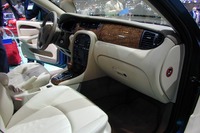 【ジュネーブ・ショー2001速報】ジャガーがつくった4WD、『Xタイプ』に搭載される 画像