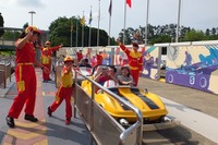 【夏休み】小学生限定…東京ディズニーランドのサーキットでピットクルーを体験 画像