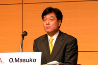 益子社長、三菱自動車の株価動向に首をかしげる 画像
