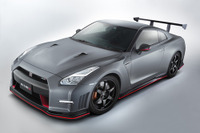 日産 GT-R NISMO 専用パッケージ発売…ニュル最速アタックマシンを再現 画像