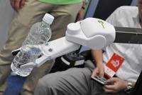 【テクノフロンティア14】自立生活支援用ロボットアーム…人の手の動きを再現 画像
