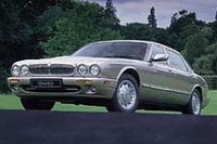 ライツレのデイムラーはBMWのロールスロイスを超えるか 画像