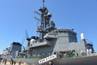【ヨコスカサマーフェスタ14】海上自衛隊横須賀地方総監部の夏祭り開催…護衛艦はたかぜ、むらさめなど集結 画像