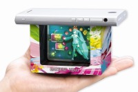 わずか500円で楽しめる3D映像で好評の「ハコビジョン」に初音ミクver. 画像