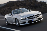 メルセデスベンツ SL63 AMG、585psに進化…ラインナップで装備充実 画像