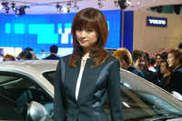 【東京モーターショー05】ジャガー XK 新型、早くも来日で人気 画像