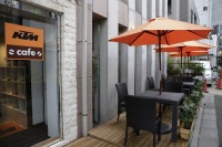 KTMカフェ、東京・原宿にオープン…アパレルなども展示 画像