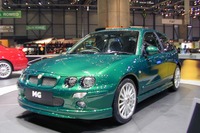 【ジュネーブ・ショー2001続報】新生MG最初のモデル、トリオで姿を現す 画像