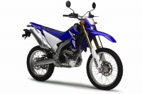 ヤマハ WR250R、YZシリーズと連動を図った新グラフィック採用 画像