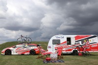 ホンダ シビック に ツアラー、BTCC レーサーが夏のバカンスを満喫 画像