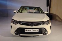 【モスクワモーターショー14】トヨタ カムリ 改良新型、先行公開…表情一新 画像