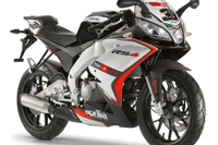 アプリリア RS4 50 SBK 日本発表…原付免許で乗れるミニレプリカ 画像