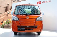 【ダイハツ ハイゼット トラック 新型発表】フロントマスクに凝らした立体的効果 画像