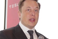 【テスラ モデルS 日本納車開始】イーロン・マスクCEO「燃料電池に行くべきではない」 画像