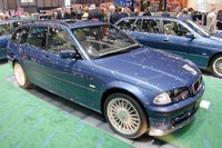 【ジュネーブ・ショー2001速報】アルピナ『B3 3.3ツーリング』の欲張り 画像