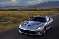 ダッジ バイパー に2015年型…8.4リットルV10は645psにパワーアップ 画像