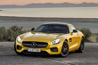 メルセデスの新型スポーツカー、AMG GT 初公開…0-100km/h加速3.8秒、最高速310km/h 画像