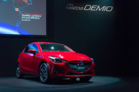 【新聞ウォッチ】マツダの新型デミオ