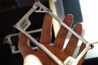 【iPhoneケース展】バイク修理の腕を活かした、クリアサウンドを実現する加工技術 画像