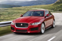 【パリモーターショー14】ジャガーの新型セダン XE…2.0ディーゼルはジャガー史上、最高の燃費 画像