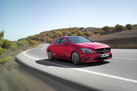 メルセデス CLA、欧州で2015年型…安全装備などが充実 画像