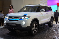 【ジャカルタモーターショー14】日本でも売れそう? 次世代 テリオス 示唆するダイハツ SUV コンセプト 画像