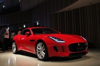ジャガー Fタイプから始まる新たな躍進…日本でも